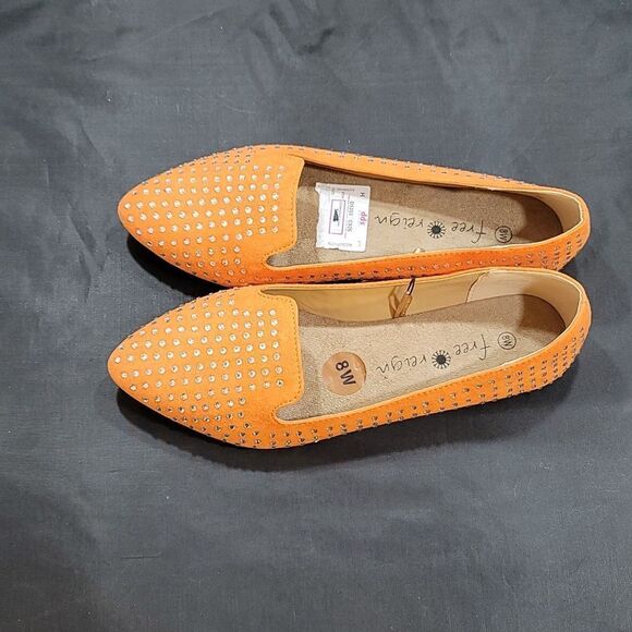 BRAND NEW FREE REIGN STUDDED ALMOND TOE FLAT SHOE - Picture 10 of 15